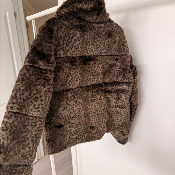 Abercrombie & Fitch Leopard Print Teddy Jacket - Picture 6 of 10